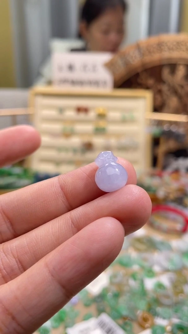 颈饰未镶嵌翡翠滴流