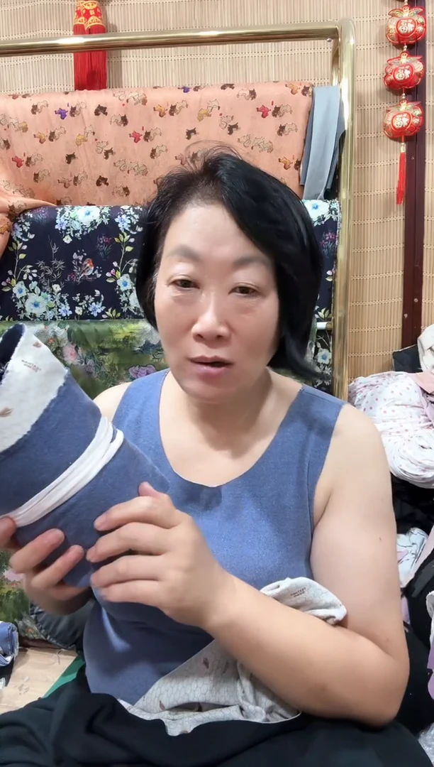 石墨烯小碎布头（不能做衣服）一件