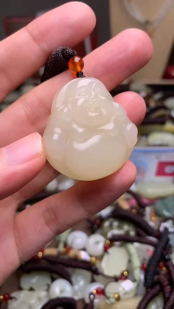玉新疆料青海料清水弥勒佛吊坠