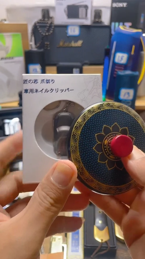 瓷片闪购商品 如图所示