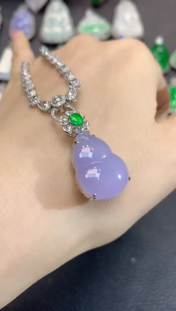 吊坠(不含链)18K金镶嵌翡翠D32翡翠紫货有一定色差