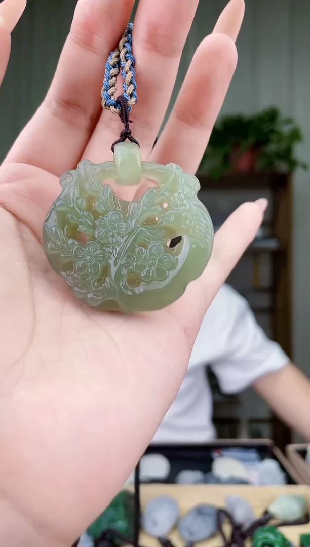 未镶嵌和田玉挂件拍一发一，多样性发货！
