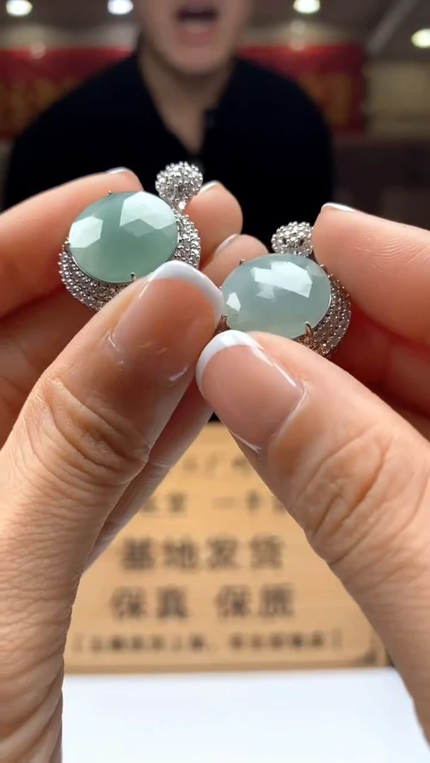 【闪购商品】翡翠颈饰未镶嵌多样性发货【只发一件】 *s12