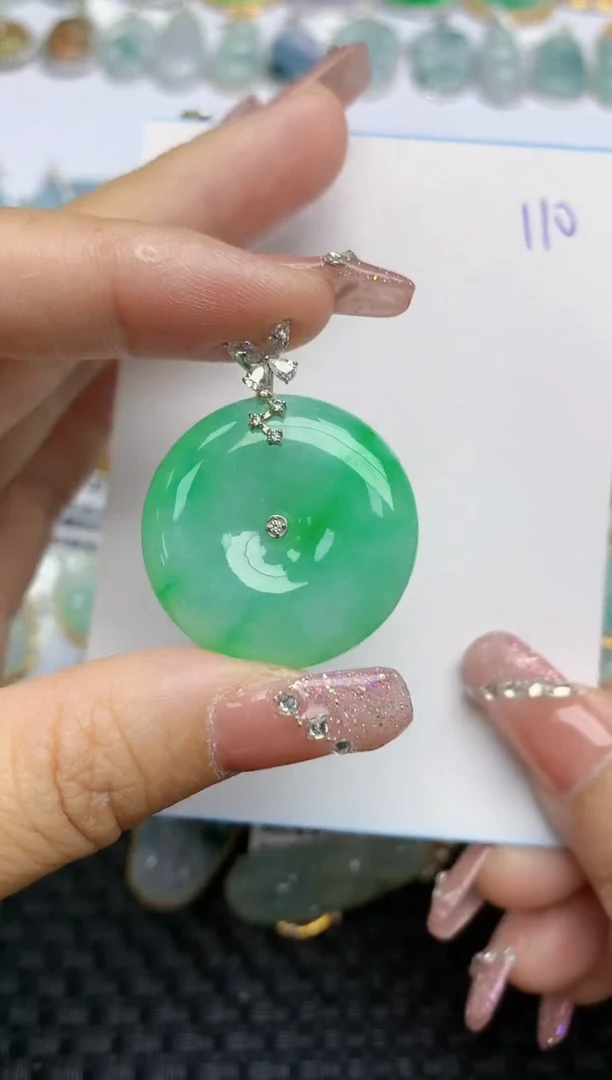 【闪购商品】翡翠颈饰18K金镶嵌天然A货翡翠 110