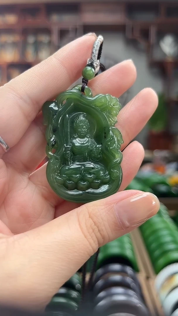 颈饰未镶嵌和田玉鸡