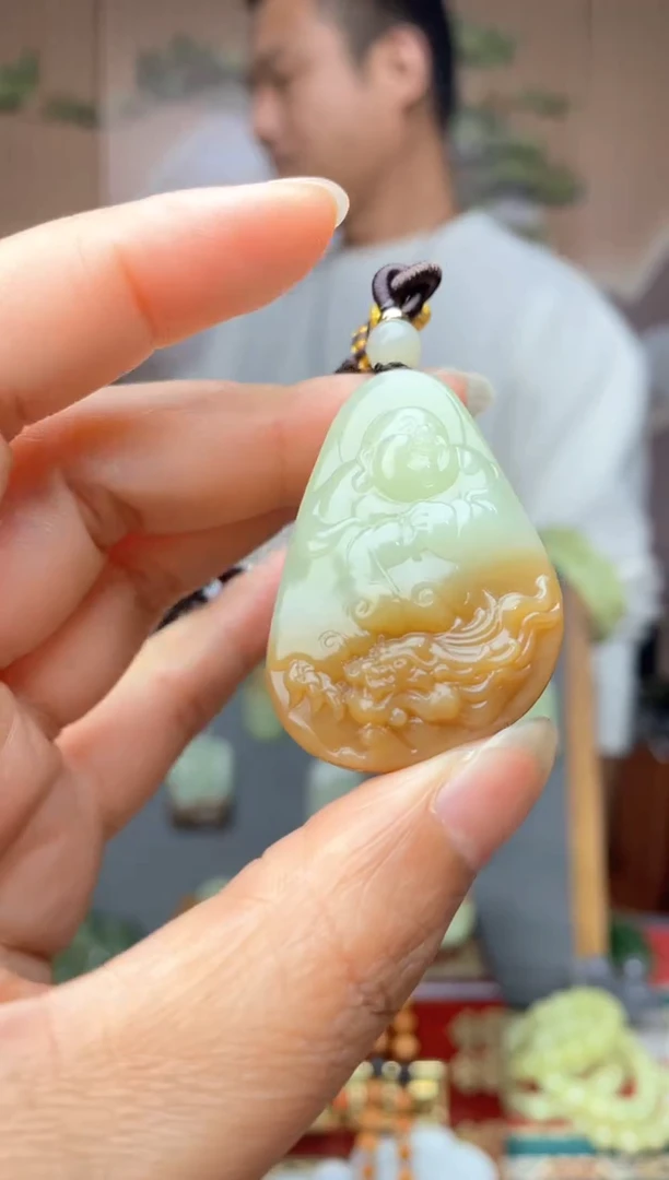 颈饰未镶嵌和田玉拍一发一
