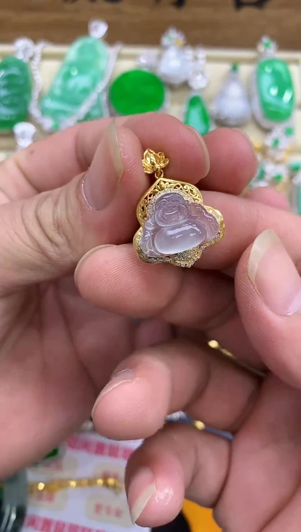 颈饰18K金镶嵌翡翠220-中国好珍宝