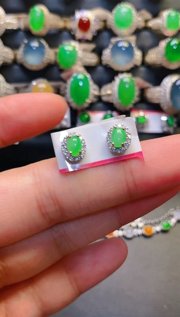 银S925镶嵌翡翠耳饰天然