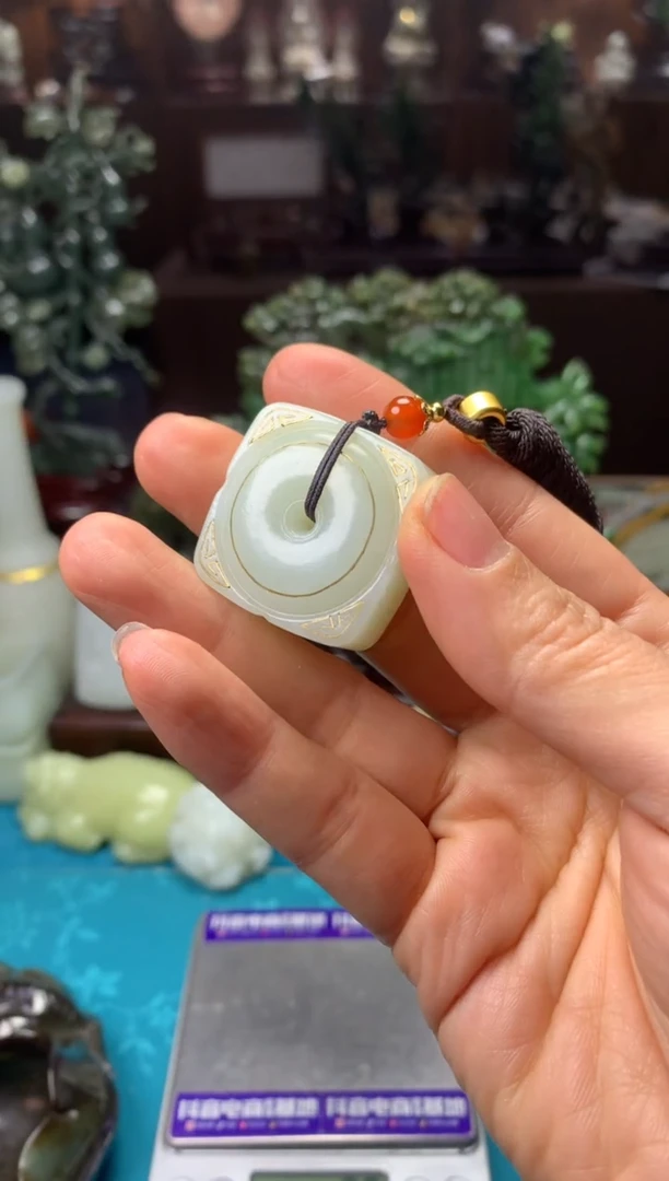 颈饰未镶嵌和田玉拍一发一