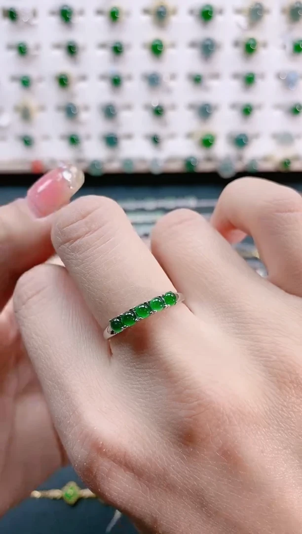 【闪购商品】翡翠戒指银S925镶嵌天然翡翠