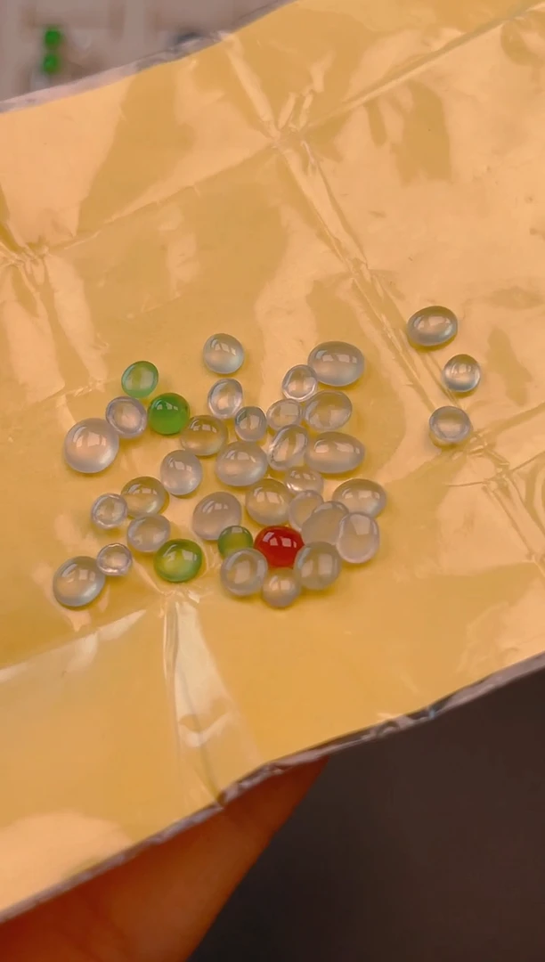 未镶嵌定制翡翠天然翡翠蛋面21