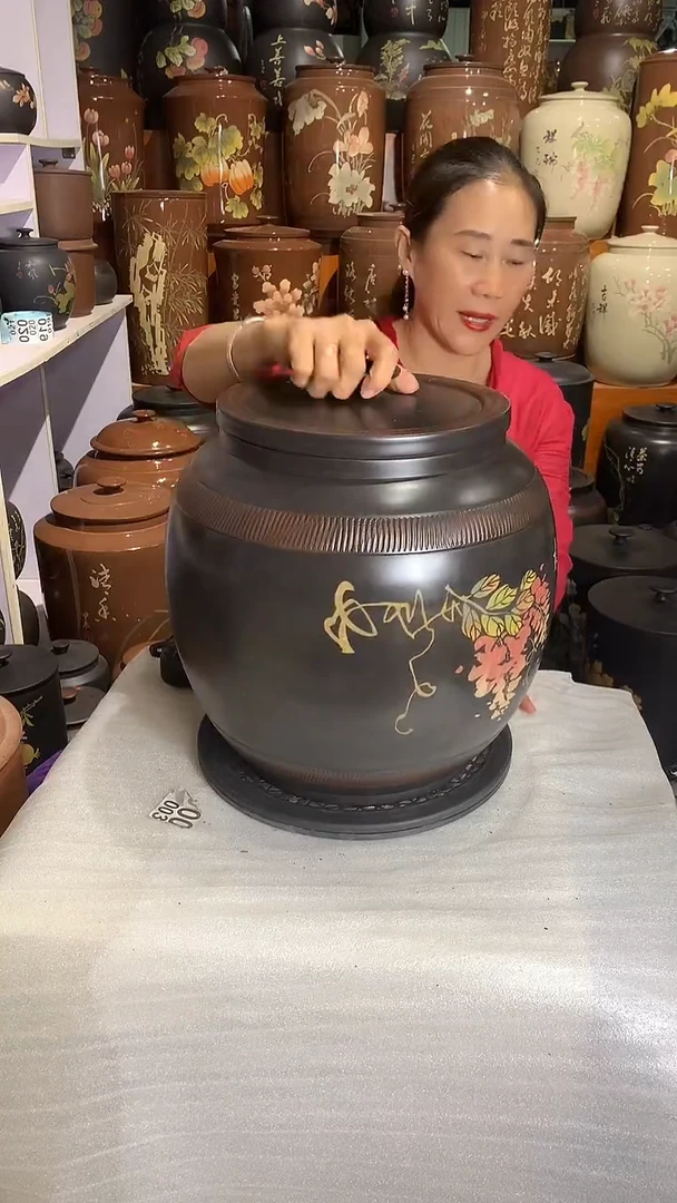 五号彩填水缸紫藤花图