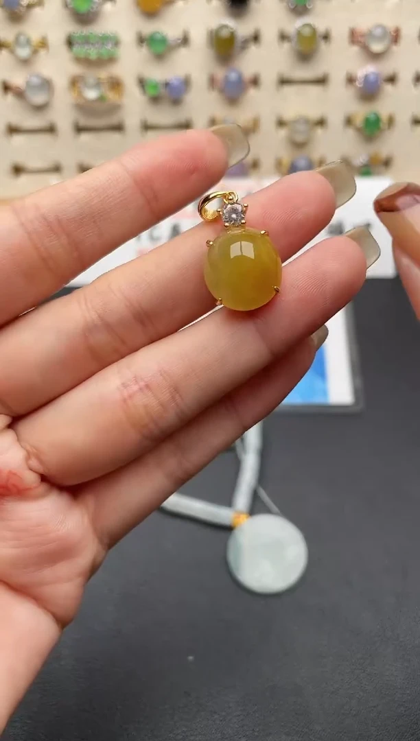 翡翠银S925镶嵌吊坠(赠链)一物一证一礼盒