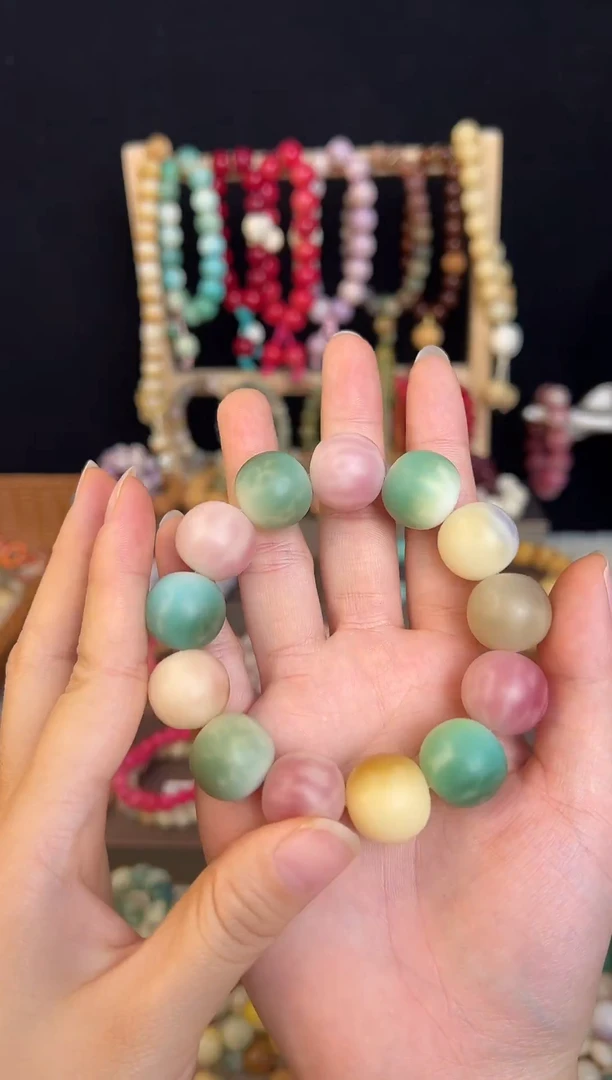 彩色瓜皮菩提手串