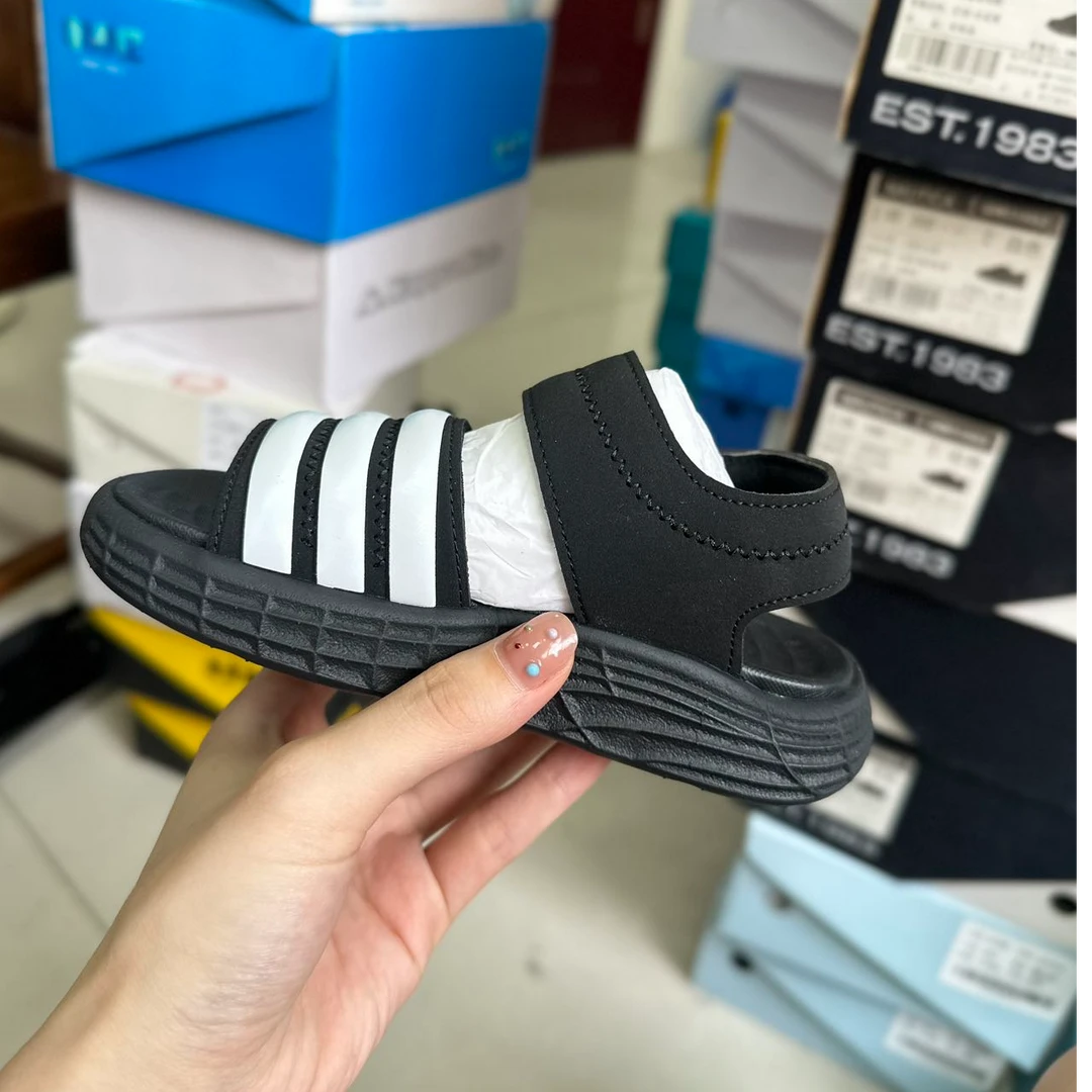 24518高端夏款舒适凉鞋黑色（温州童鞋）