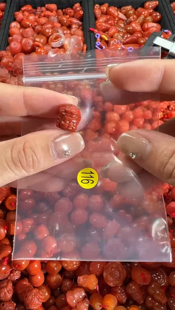 【闪购商品】南红玛瑙颈饰未镶嵌1