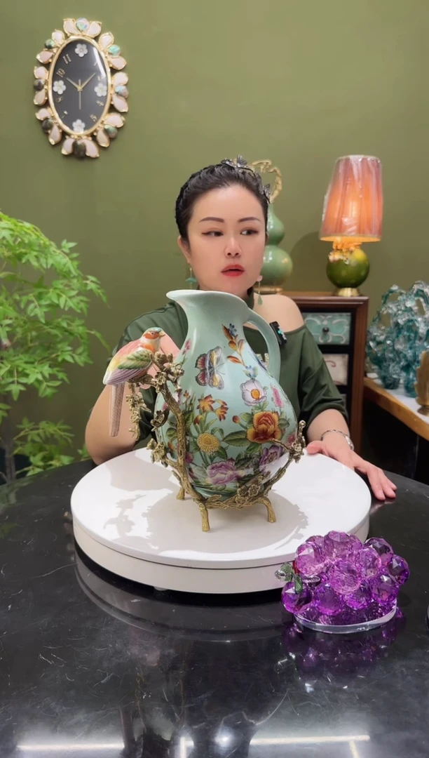 铜配瓷，草长莺飞系列花瓶