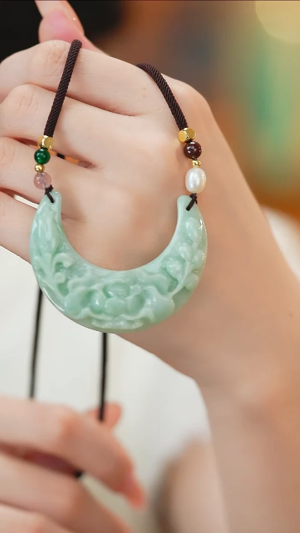 翡翠未镶嵌吊坠(不含链)新款