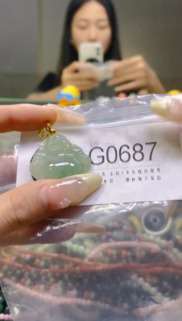 翡翠未镶嵌颈饰/G/翡翠A货一图一物