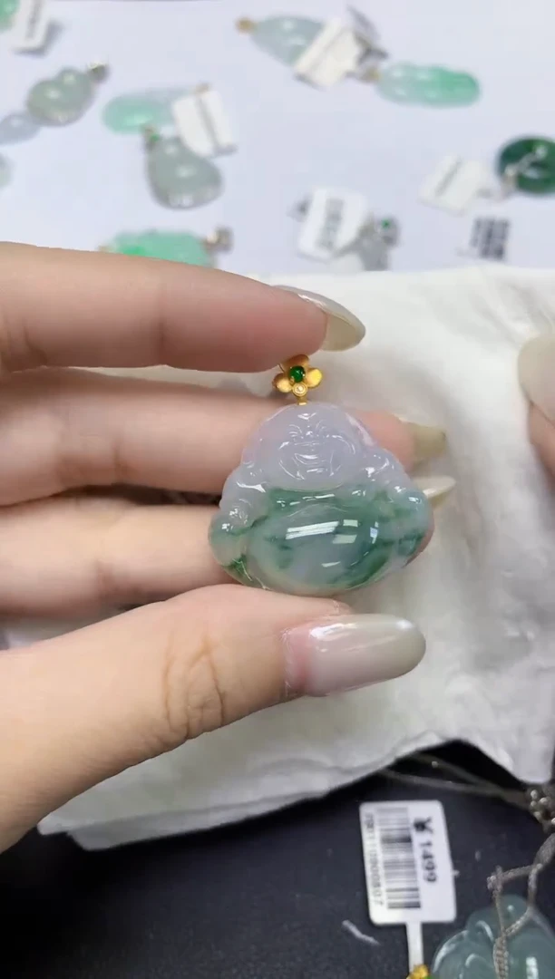 颈饰18K金镶嵌翡翠天然缅甸翡翠A货百元以上9元证书费自理