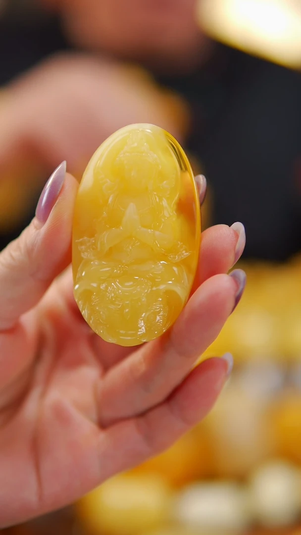 未镶嵌颈饰蜜蜡20.4金绞蜜普贤