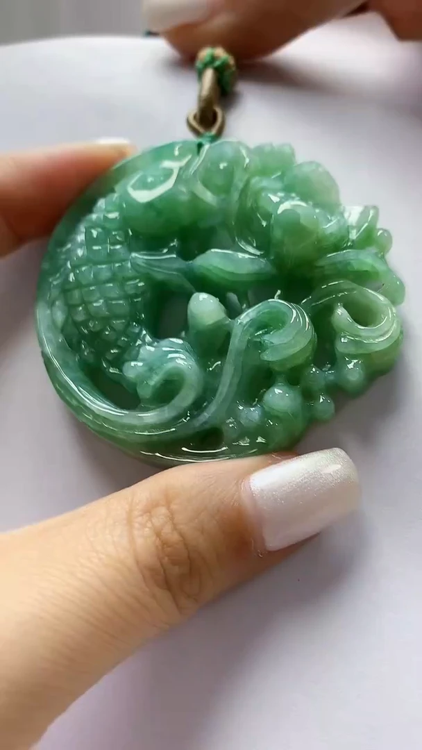 定制翡翠未镶嵌4852ms-毛货126荷叶鱼