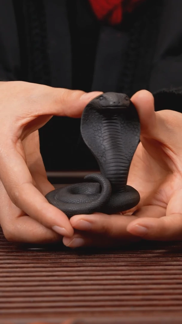 【闪购商品】紫砂茶宠眼镜蛇，。，