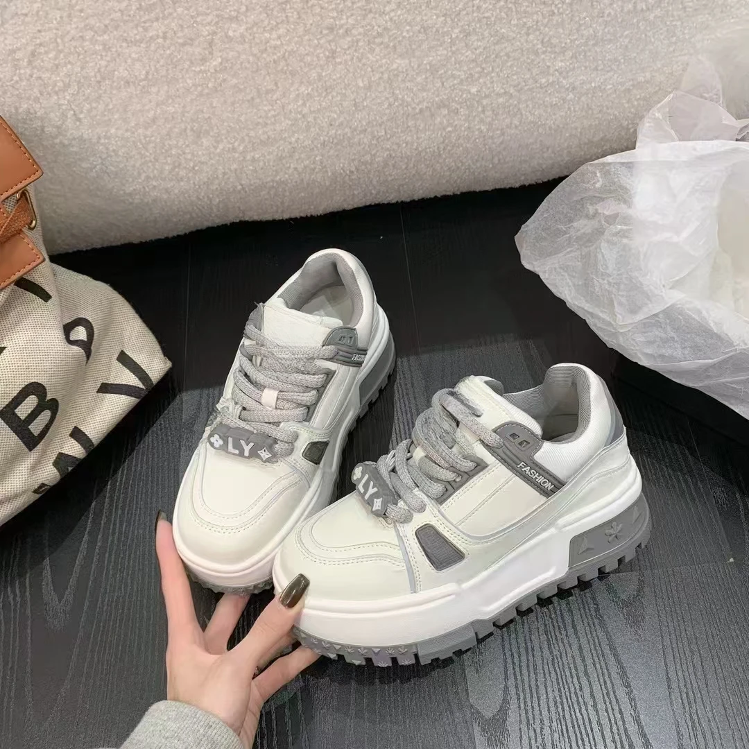 厚底增高小白鞋运动板鞋时尚潮流面包鞋