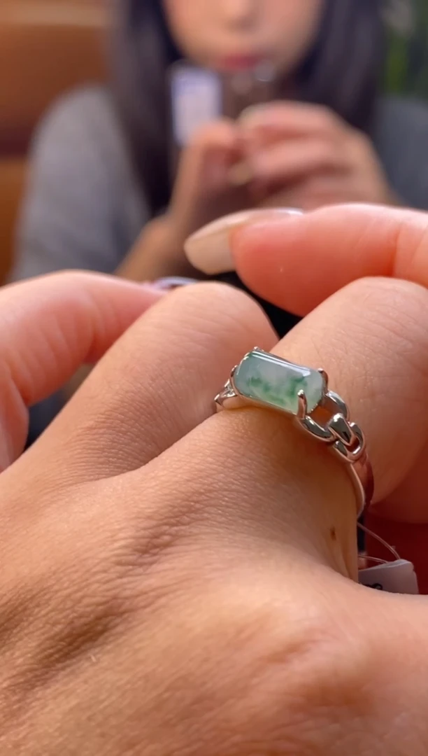 颈饰银S925镶嵌翡翠净货15351