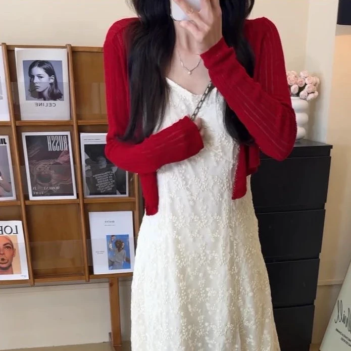 法式樱桃红连衣裙外搭小开衫修身设计显瘦复古长袖外套针织上衣