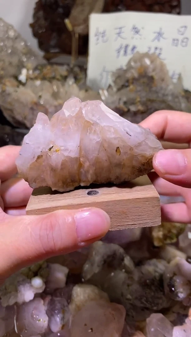 未镶嵌珠宝半成品水晶39号155g城堡四川超七花园水晶