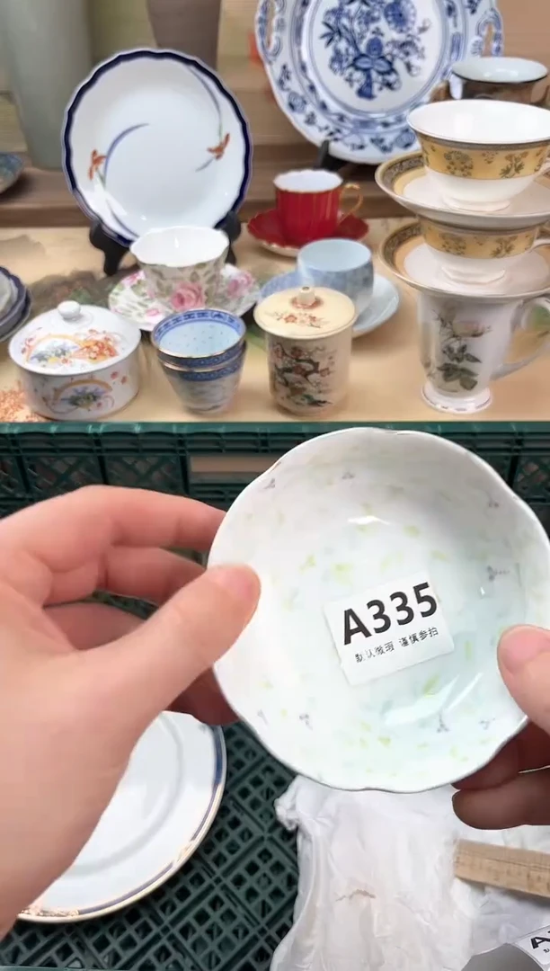 瓷片悠**哉335