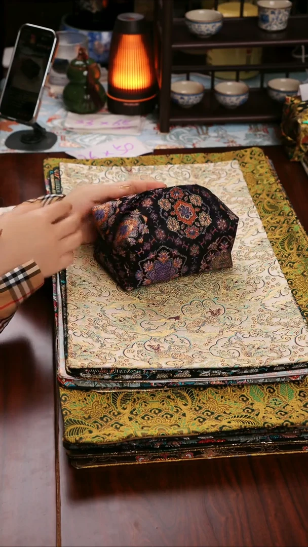 【天青宝箱紫纸巾套长16宽10高7】