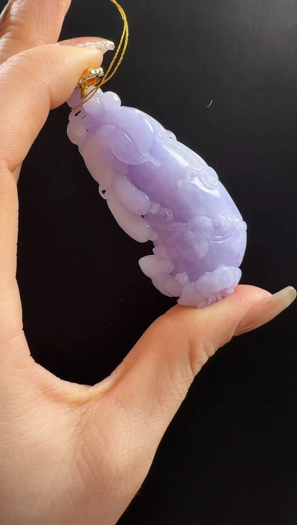 颈饰未镶嵌翡翠福瓜