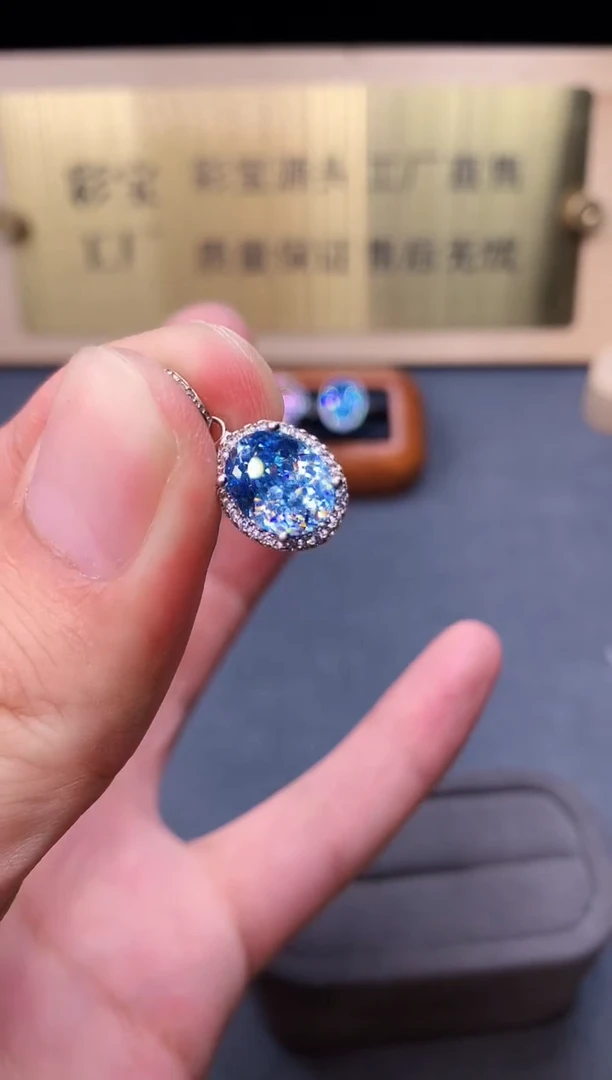 银S925镶嵌颈饰海蓝宝石2222