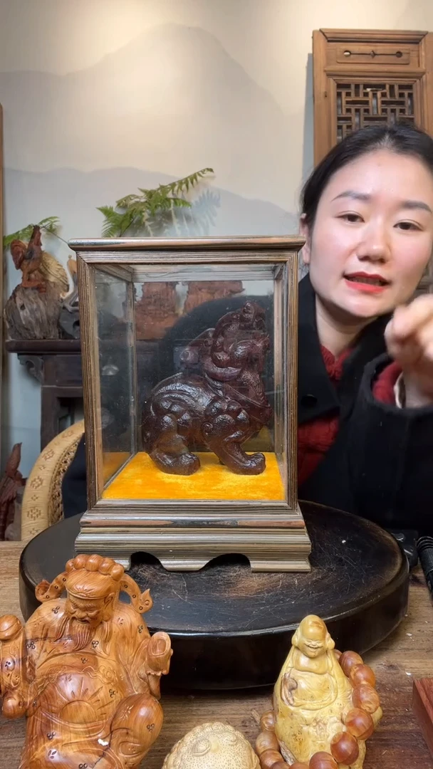 摆件李*轻89989898
