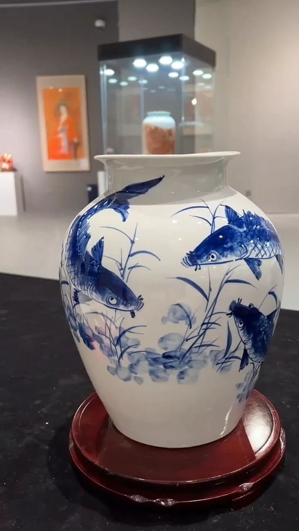 其他瓷崔景哲-瓷器-C小-年年有余