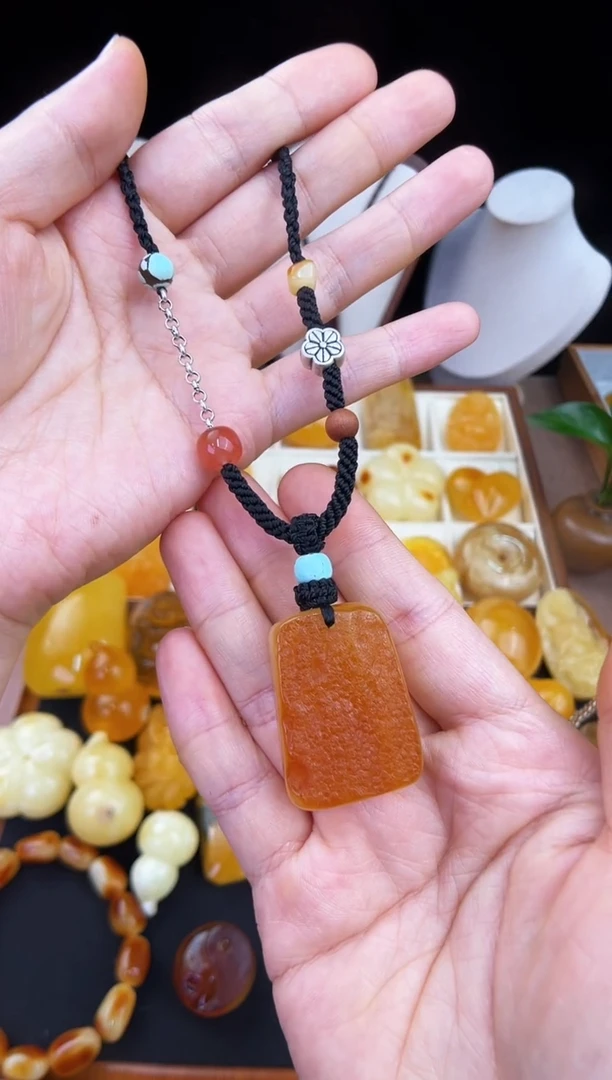 琥珀未镶嵌珠宝奇石柒月