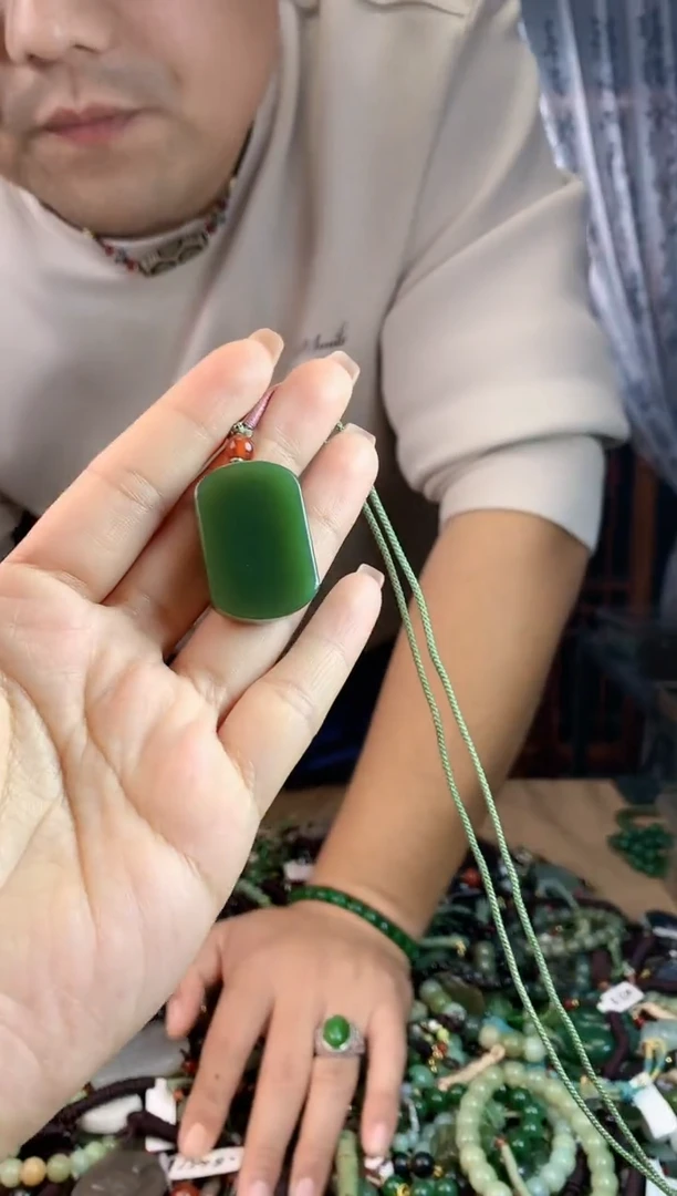 【闪购商品】和田玉挂件未镶嵌多样性发货拍一发一