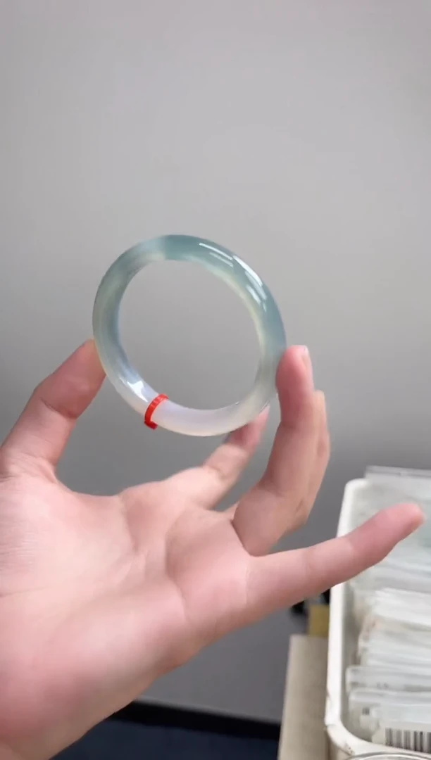 手镯玛瑙/玉髓未镶嵌56-57圈