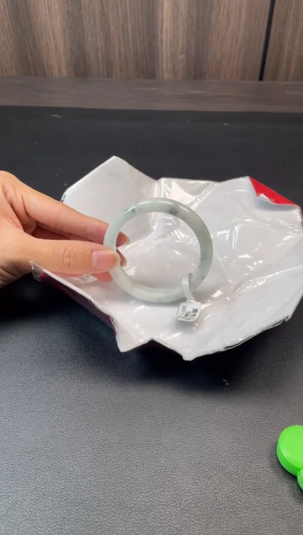 未镶嵌手镯翡翠19810