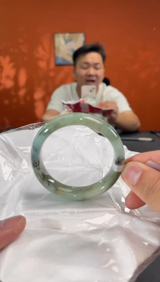 未镶嵌手镯翡翠3  56