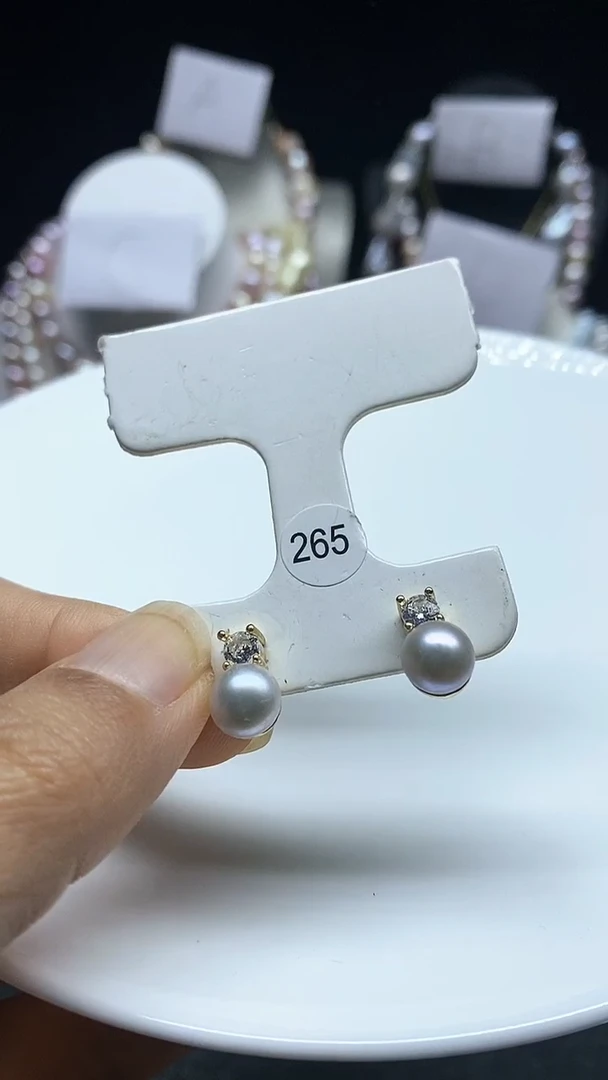 【闪购商品】淡水珍珠耳饰未镶嵌多人