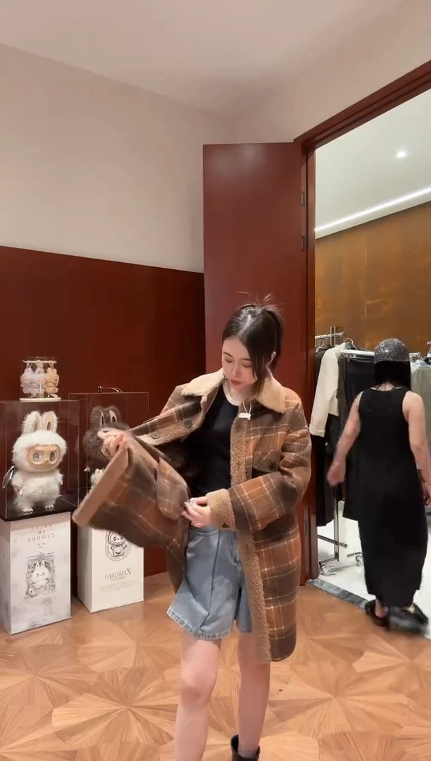 图片款外套面料详见实物