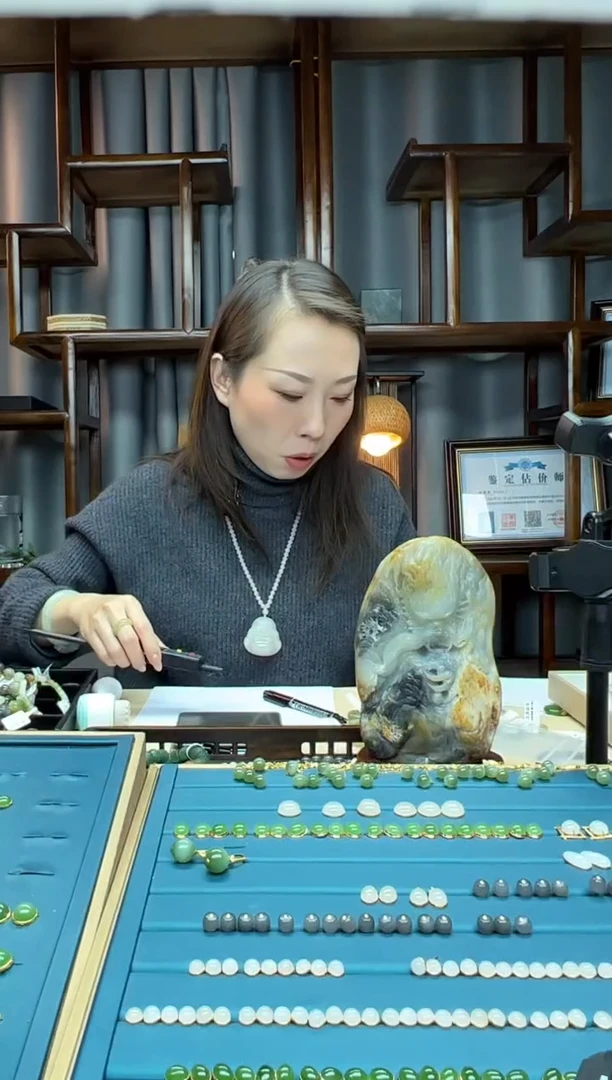 【闪购商品】和田玉颈饰18K金镶嵌戒圈  内径16.8