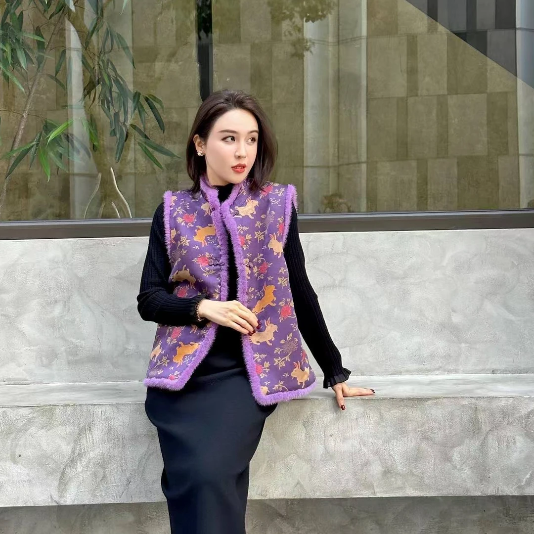 JESSICA WU紫气东来~新中式复古兔纹盘扣貂毛镶边马甲2555L13001