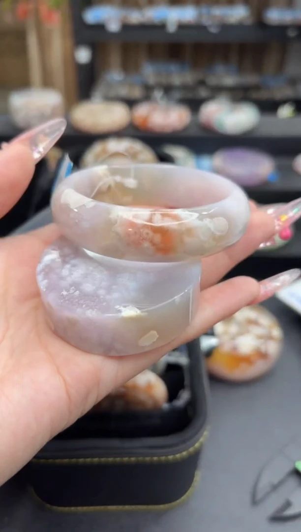 未镶嵌手镯石英质玉63(54圈赠送镯心)