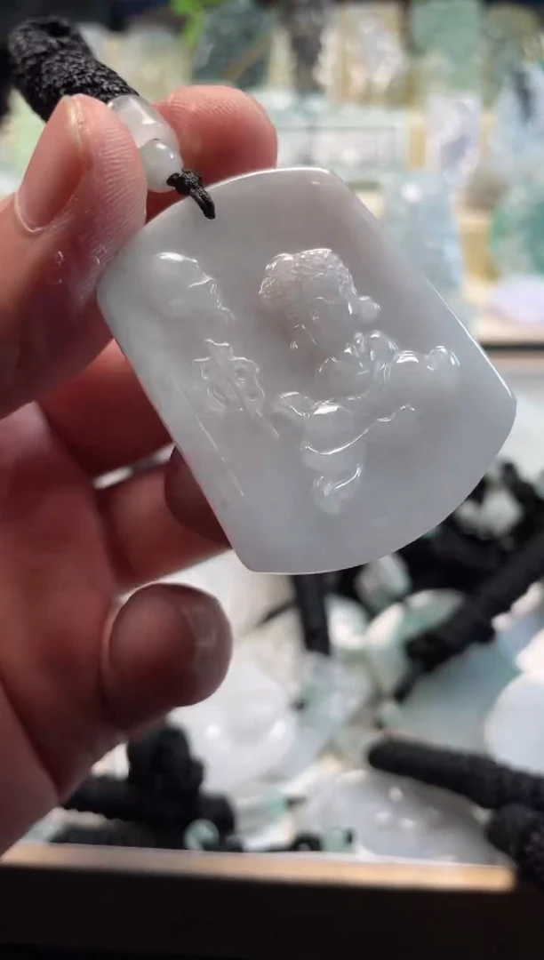 颈饰未镶嵌翡翠11/19/164