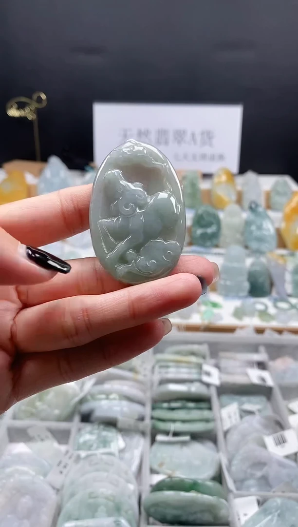 翡翠未镶嵌吊坠(不含链)45生肖牛