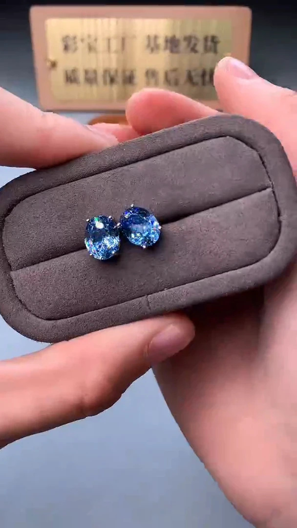 银S925镶嵌耳钉海蓝宝石1111